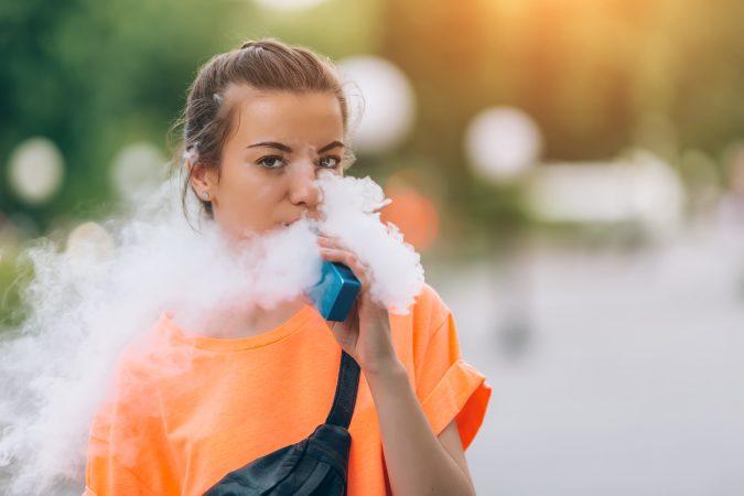 pinky-promise-vaping